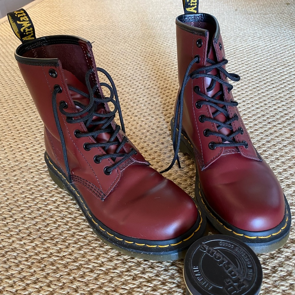 Like new Dr Martens 1460 Smooth Leather Lace Up Boots in Cherry Red